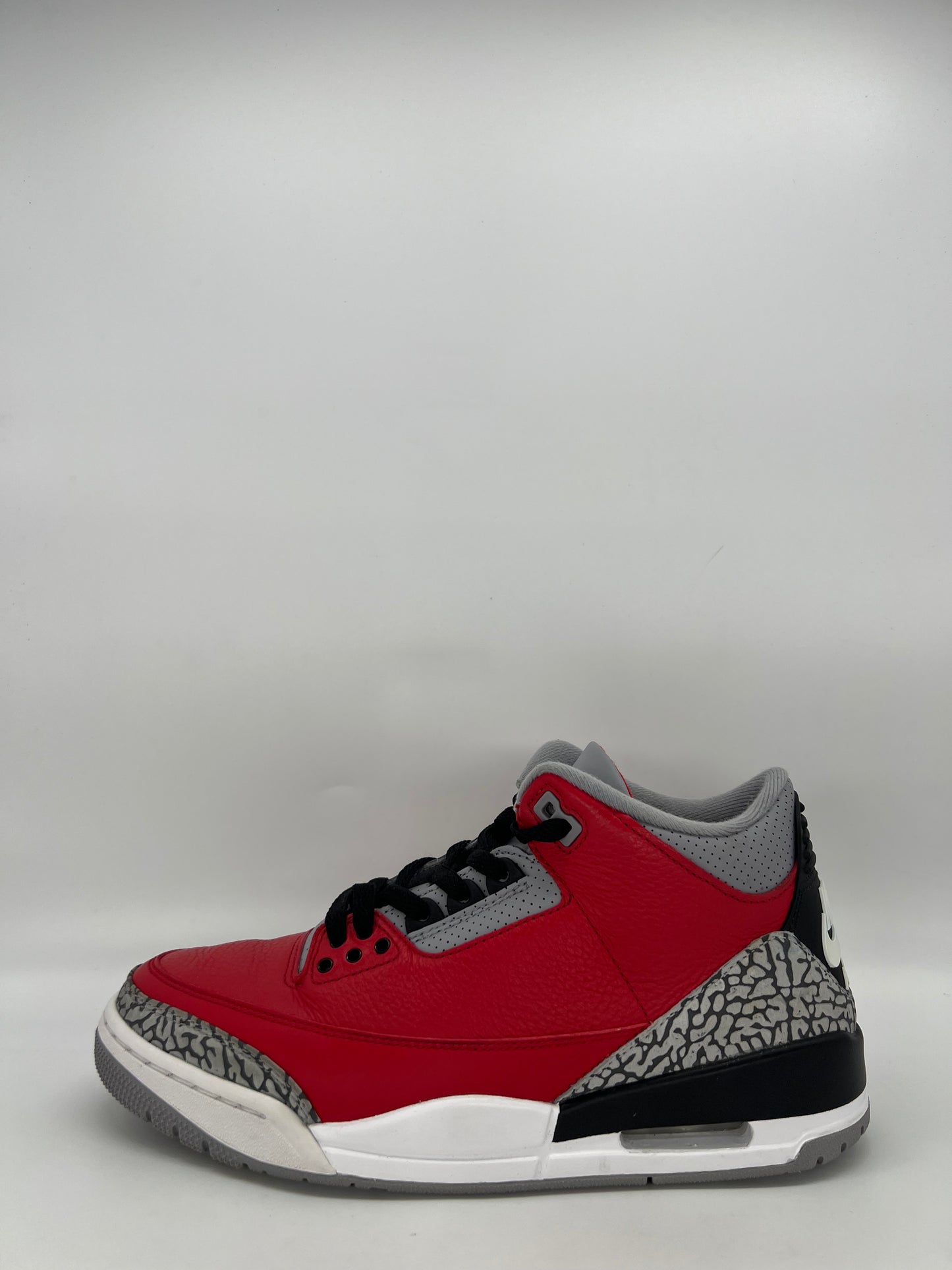 Jordan 3 Retro SE Unite Fire Red