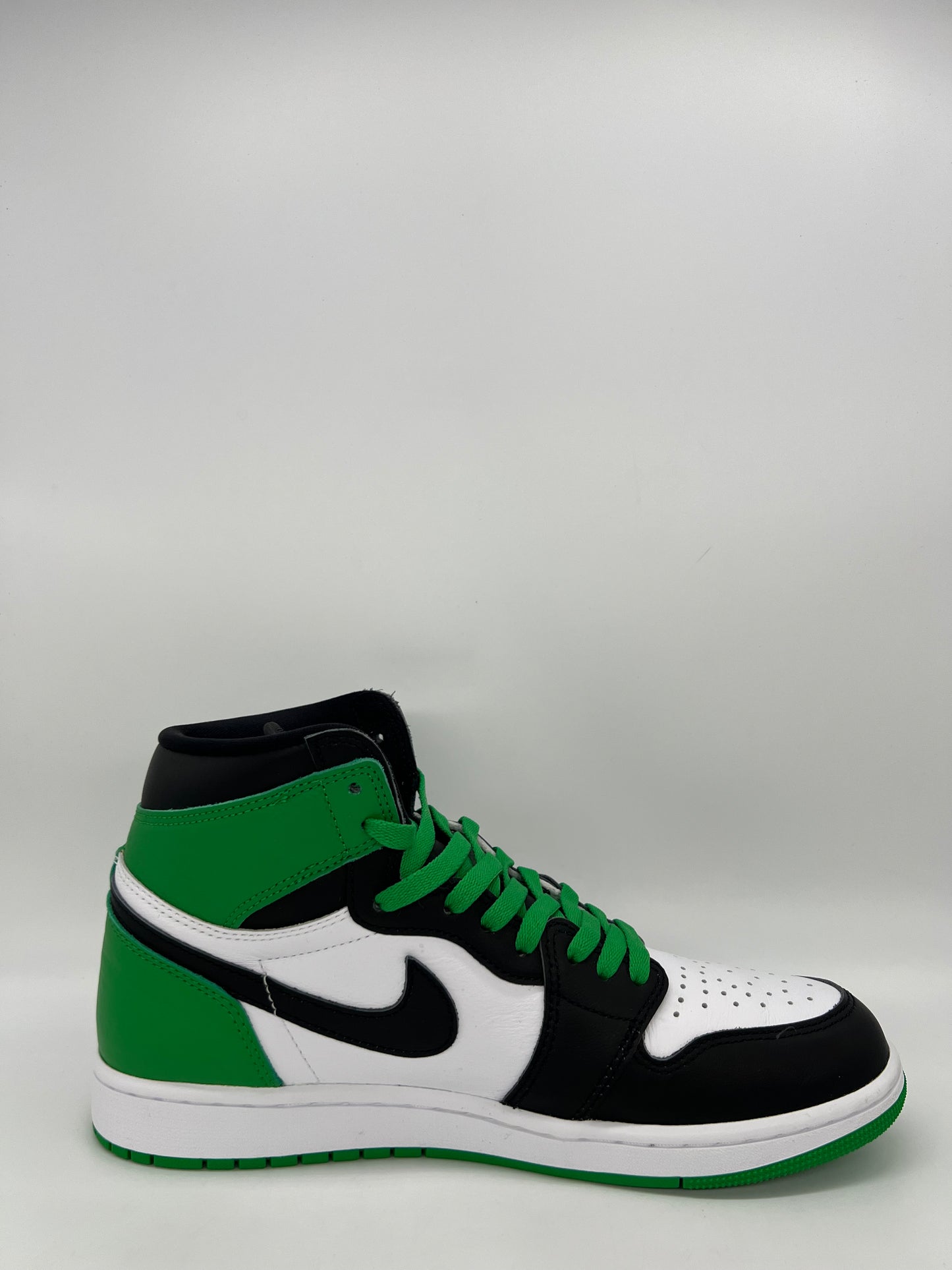 Jordan 1 Retro High OG Lucky Green