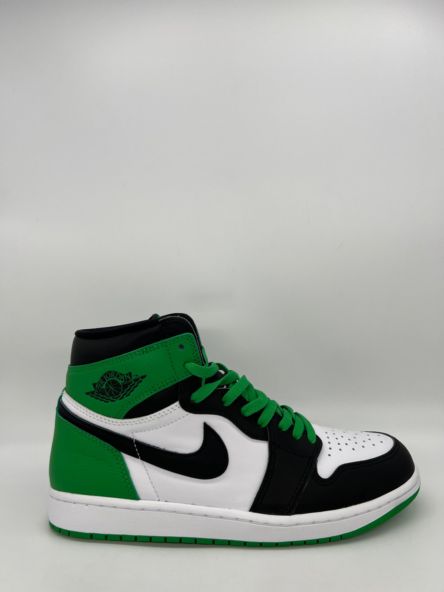 Jordan 1 Retro High OG Lucky Green